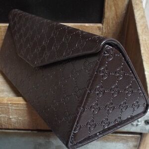 Gucci sunglass case